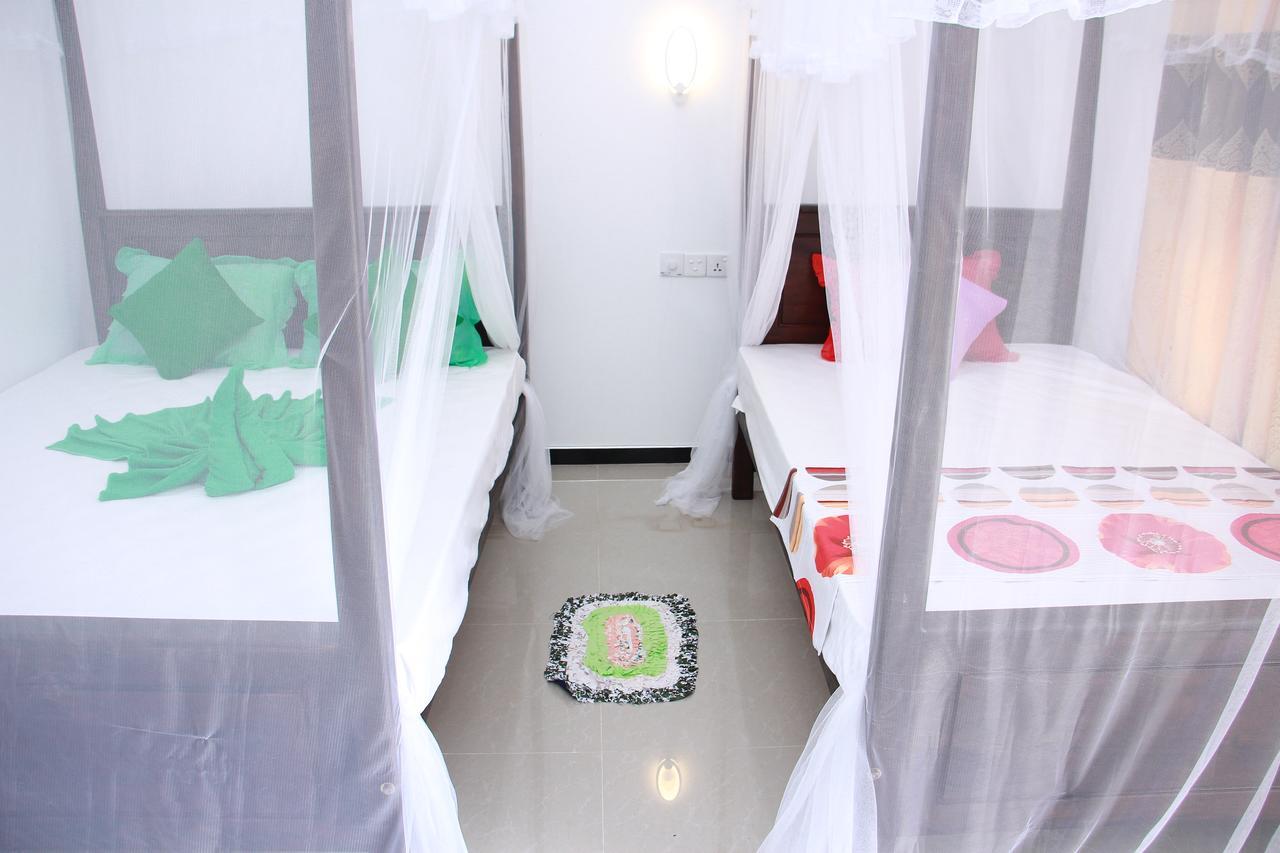 Hotel Mirissa White Plaza Extérieur photo