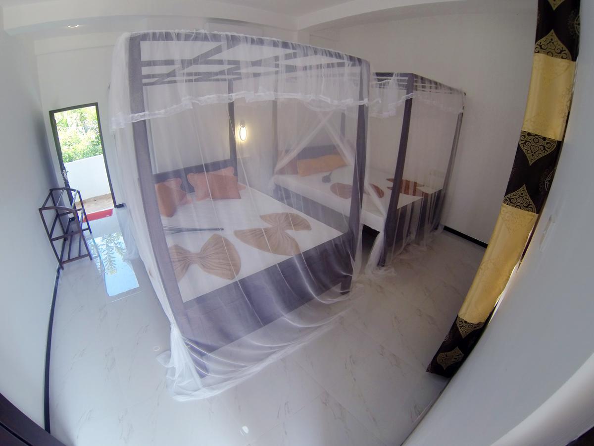 Hotel Mirissa White Plaza Extérieur photo